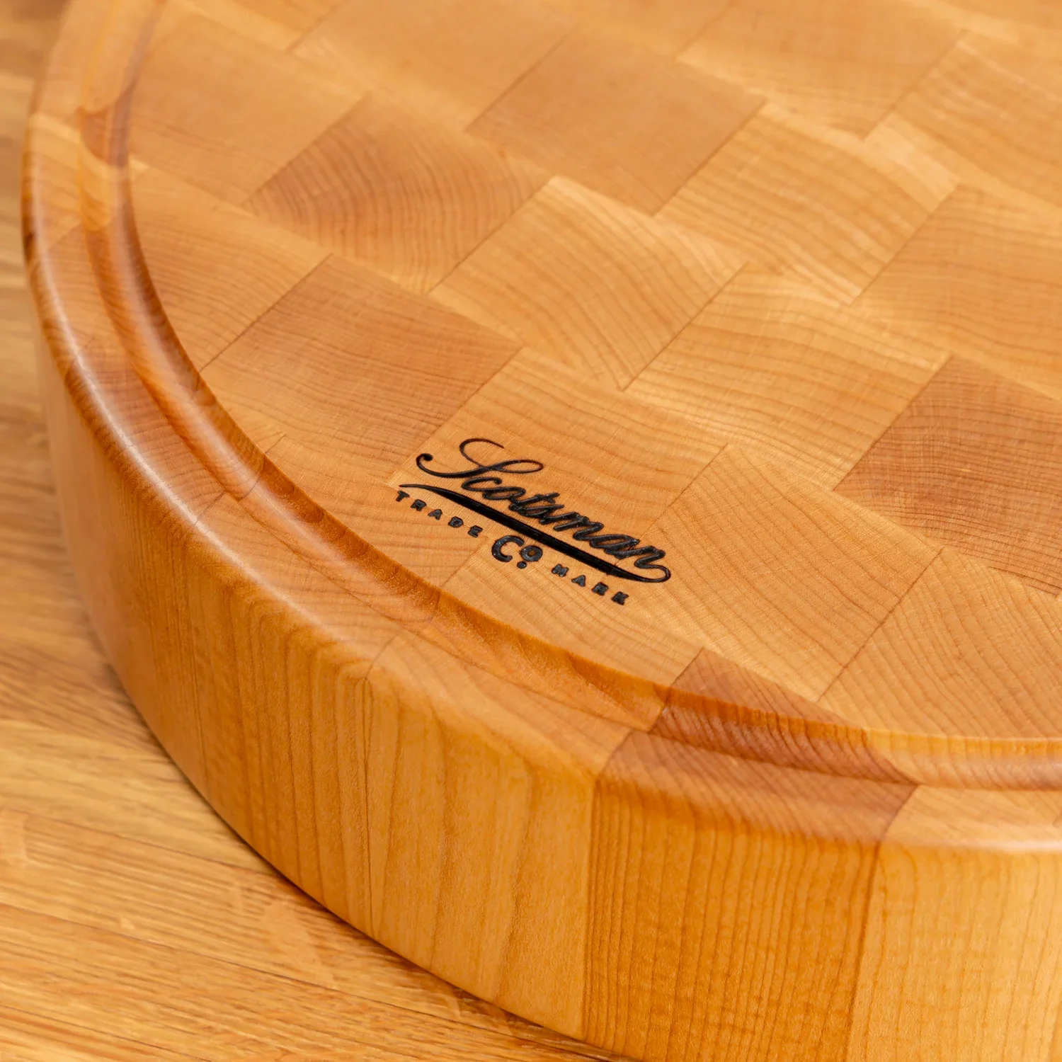 Maple End Grain Round Butcher Block with Juice Groove - Image 11