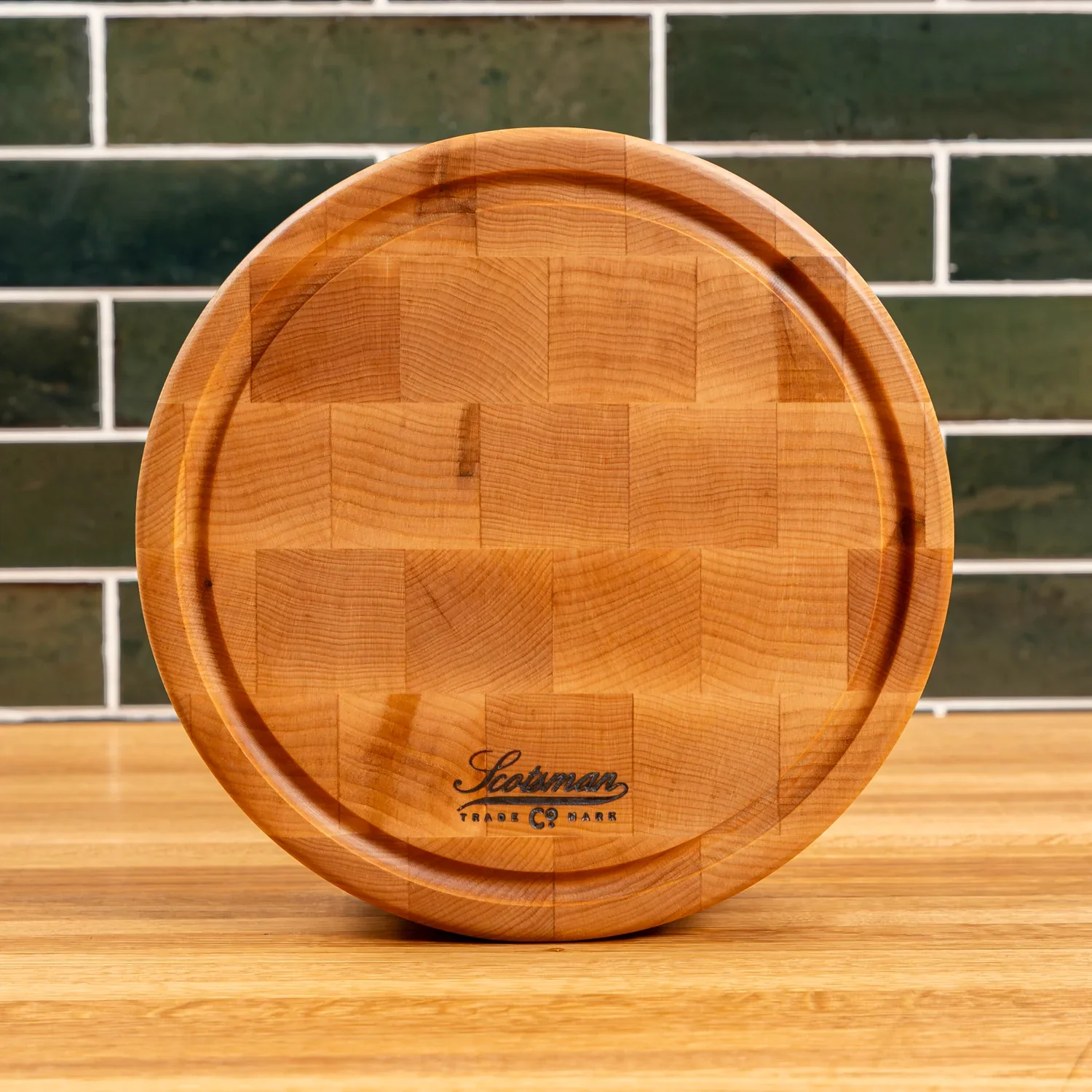 Maple End Grain Round Butcher Block with Juice Groove - Image 4