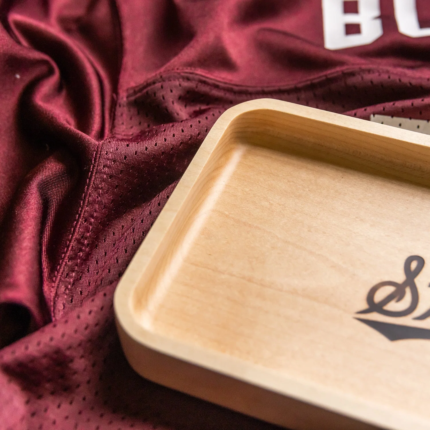 Maple Mississippi State Wooden Valet | State Script - Image 3
