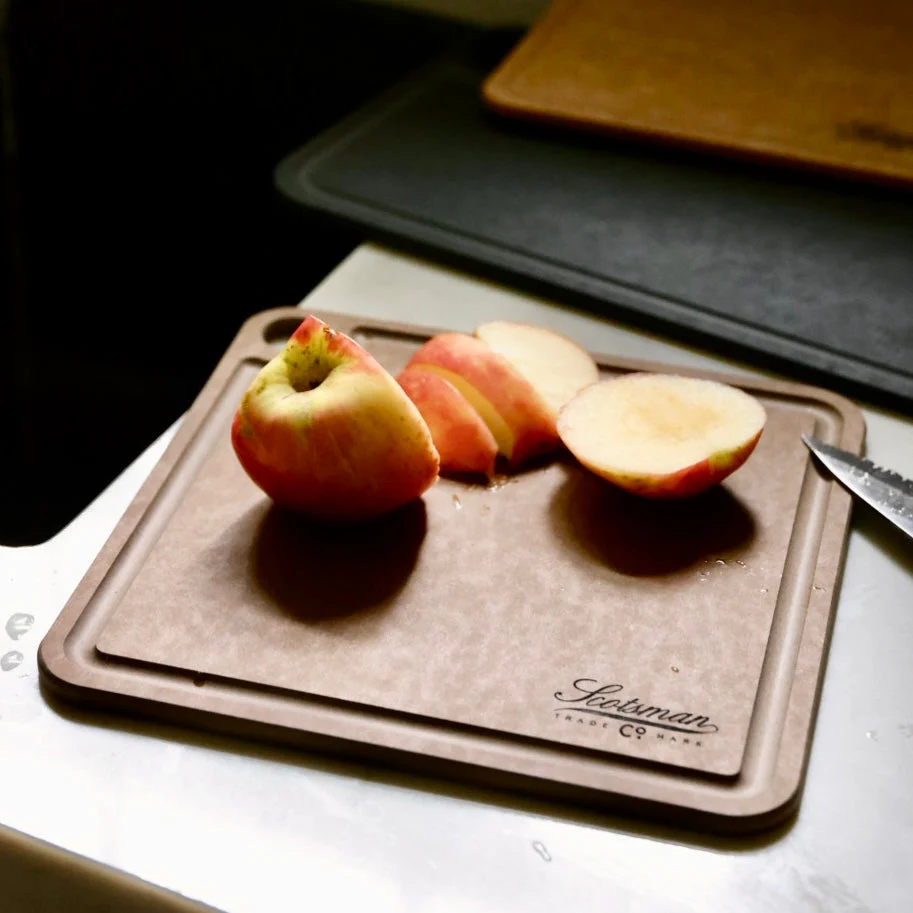 Nutmeg Brown Cutting Board - Image 3
