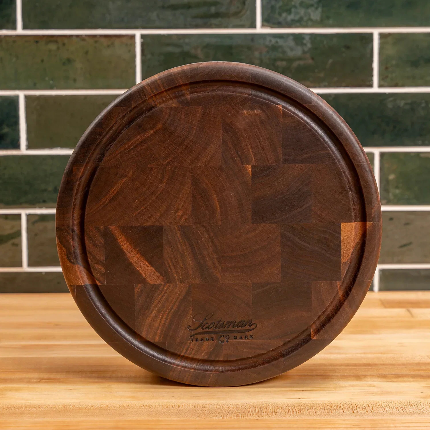 Walnut End Grain Round Butcher Block with Juice Groove - Image 3