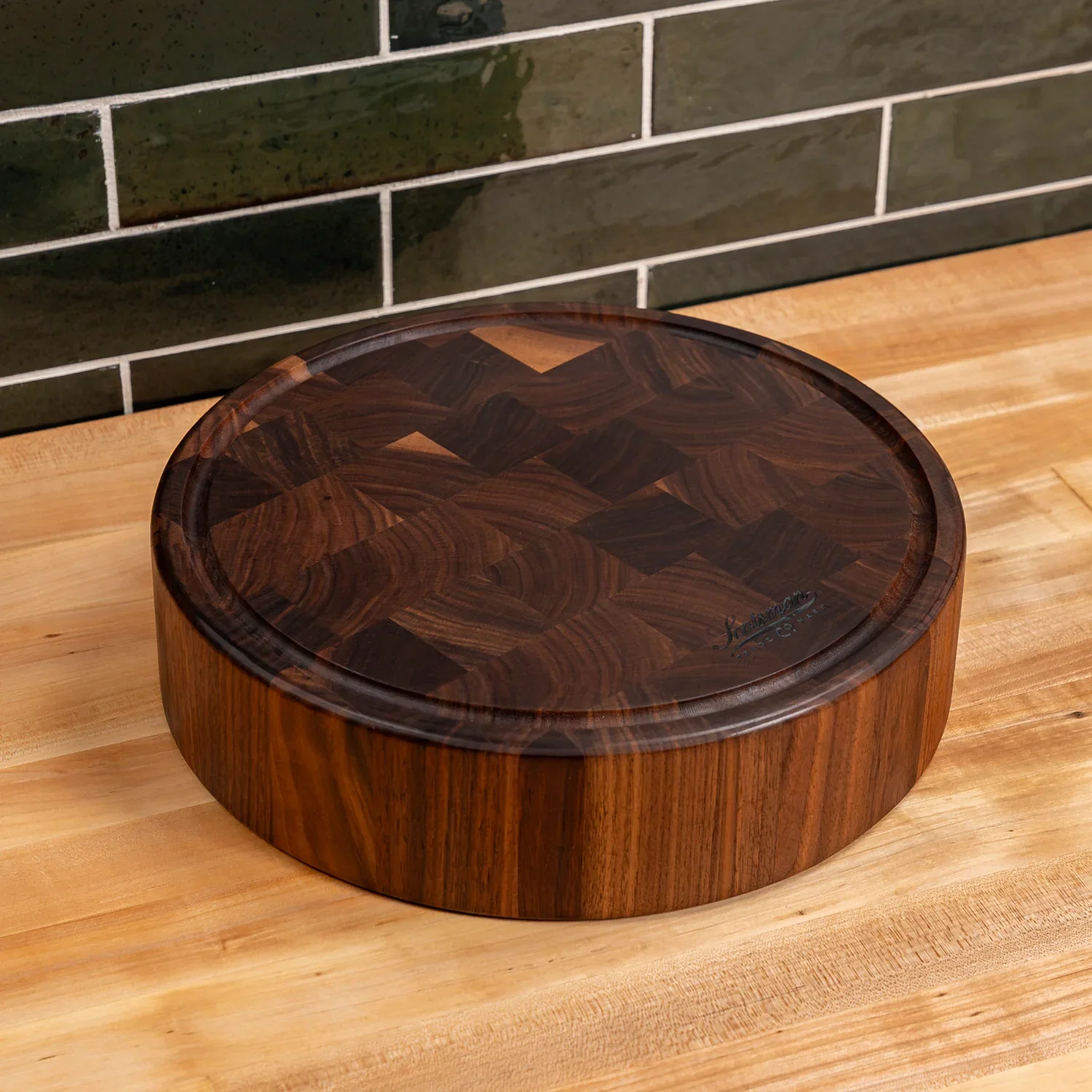 Walnut End Grain Round Butcher Block with Juice Groove - Image 7