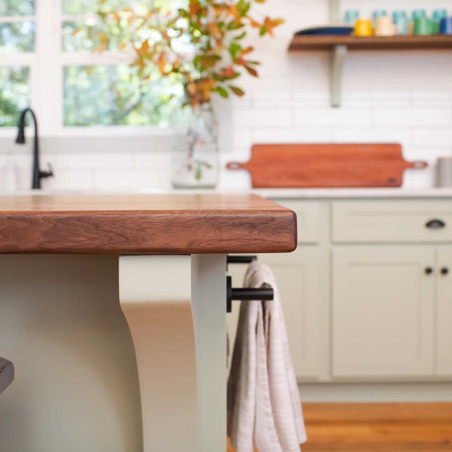 Walnut Island Top Polyurethane Finish - Image 5